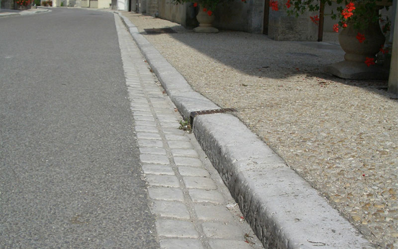 Caniveau Pr fabriqu Empreinte De Pav s Rustiques CC1 Ou CS1 caniveau-pr-fabriqu-empreinte-de-pav-s-rustiques-cc1-ou-cs1